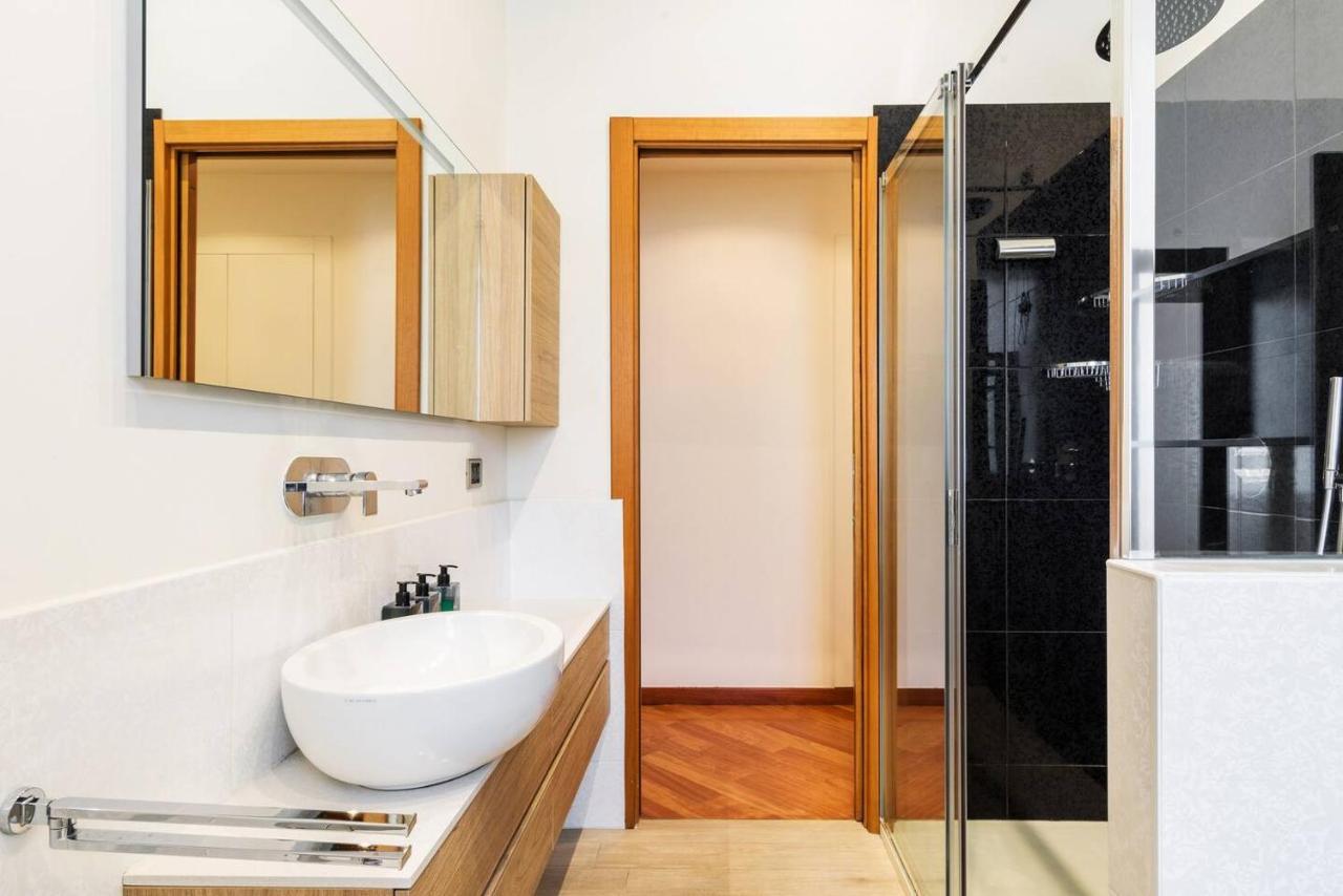 Colored And Spacious Flat Close To Navigli By Easylife 米兰 外观 照片